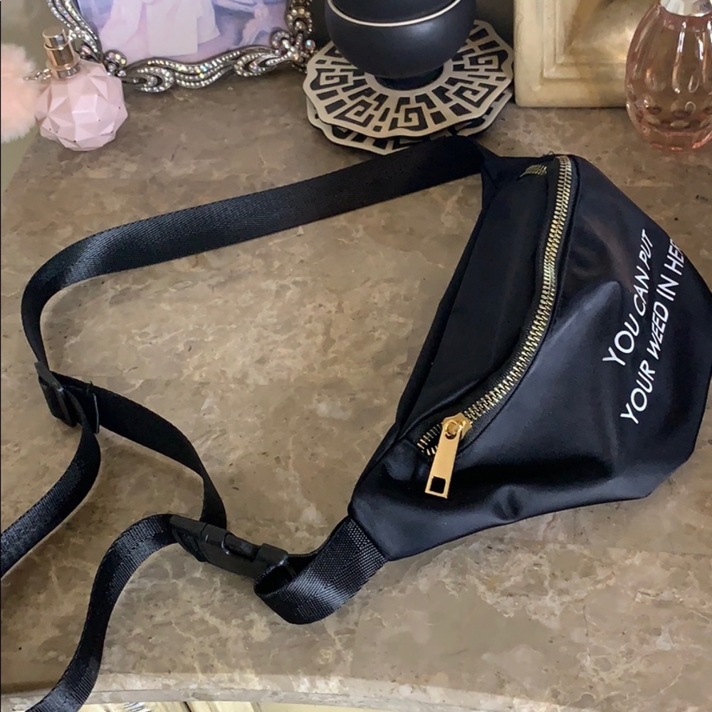 Fanny pack - Picture 2 of 2
